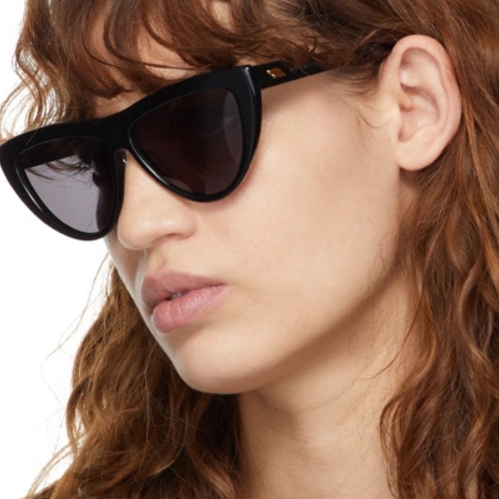 Bottega Veneta Black Cat-Eye Sunglasses